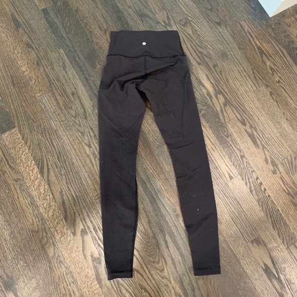 black lululemon leggings - Picture 2 of 3